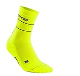 CEP - REFLECTIVE COMPRESSION MID CUT SOCKS für Herren | Reflektierende Laufsocken in neon gelb | Größe V | XL