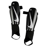 NIKE NK CHRG GRD Schienbeinschoner Black/Black/White M