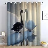 TERUEA Bedruckte Vorhänge mit grünem Waldbaummuster, Schwäne im Schnee halbfloraler Druck, Fenstervorhang für Schlafzimmer, Landhauslichtfilterung-H140 x B110 cm (2er Pack)
