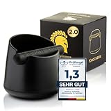 Barista Legends® Abklopfbehälter für Siebträger mattschwarz - Knock Box für Kaffeesatz mit spezieller geräuschabsorbierender Schlagstange - Abschlagbehälter für dein Barista Zubehör.