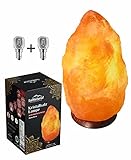 SalNatural Salzlampe 2-3 kg (bekannt als Himalaya Salz) aus der Salt Range Pakistan auf einem Holzsockel incl. 1.5m Kabel mit Lampenfassung & Schalter + 2x Glühbirnen 15W und Premium Geschenkbox