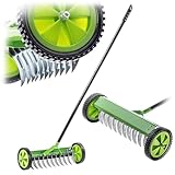 KADAX Rasenlüfter mit Rädern, Gartenkralle für Rasen, Garten, Moos, Schneidrechen aus Metall, manueller Vertikutierer, Gartenzubehör Rasenbelüfter, Kultivator (mit Stiel)