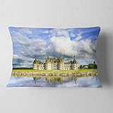 Designart Chateau De Chambord Castle and Reflection Lendenkissenbezug für Wohnzimmer, Sofa, 30,5 x 50,8 cm