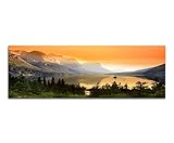 Paul Sinus Art Panoramabild auf Leinwand und Keilrahmen 120x40cm Nationalpark Bergsee Berge Wald Abendlicht