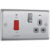 BG Electrical NBS70G-01 Schalter-Herdsteuerungseinheit mit Betriebsanzeige und Steckdose, 45 A, gebürsteter Stahl