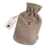 kontor28 - kuschelige Wärmflasche mit Bezug aus 100% natürlicher Schurwolle mit edler Stickerei Hirsch, handgefertigt Made in Germany, auslaufsicher, geruchlos und schmerzlindernd 2l beige