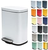 Spirella - Treteimer AKIRA aus Edelstahl - Soft-Close, Anti-Fingerabdruck-Beschichtung - 21,4 x 17,6 x 30 cm - 5L - Mattweiß