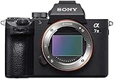 Sony Alpha 7 III | Spiegellose Vollformat-Kamera ( Schneller 0,02s AF, optische 5-Achsen-Bildstabilisierung im Gehäuse, 4K HLG Videoaufnahmen, große Batteriekapazität), Schwarz (Generalüberholt)