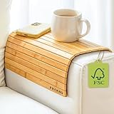 Praknu Sofatablett Armlehne - Flexible Couchablage aus FSC®-Bambus Holz - 42x31cm - 𝗔𝗻𝘁𝗶-𝗥𝘂𝘁𝘀𝗰𝗵 & Verstellbar - Für Snacks, Getränke, Fernbedienung & Handy - Leicht zu Reinigen
