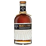 RATU Dark Rum - 5 Jahre im Bourbon Fass gereift - 0,7l - Column Still - Pot Still Rum - Vanille - Karamell - Teeblätter - Trocken - Rauchig - 40% - ohne Zusatzstoffe