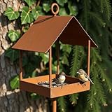 Vogelhaus mit Ständer ∣ 143 cm hoch ∣ wetterfest aus Metall ∣ Stabiler rustikaler Look ∣ Vogelfutterstation, Vogelfutterhaus ∣ Vorgelfutterhäuschen