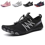 QJJQ Barfußschuhe Damen Herren Wasserschuhe Strandschuhe Schnell Trocknend Badeschuhe Atmungsaktiv Leichte rutschfeste Aquaschuhe Surfschuhe Traillaufschuhe Fitnessschuhe, Schwarz, 43 EU