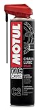 Motul Ketten-Sprühfett für Straßen-Motorräder, Farblos, Geeignet für O-Ring, X-Ring, Z-Ring Ketten, Hochgeschwindigkeitsfest, Wasser- und Salzbeständig, Rostschutz, MC Care Chain Lube Road C2, 400 ml