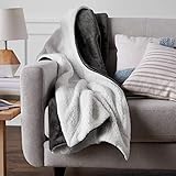 Amazon Basics Ultraweiche Micromink Sherpa kuscheldecke für Full/Queen, Anthrazit