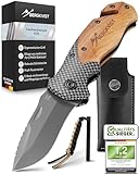 BERGKVIST® K20 Klappmesser (Zweihandmesser) mit Holzgriff & Titanium - Mitführen erlaubt - 3-in-1 Taschenmesser mit Glasbrecher, Gurtschneider & Feuerstahl