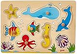 Goki 57953 Tiere Steckpuzzle Meerestiere, Holzpuzzle Meeresbewohner, farbenfrohe Unterwasserwelt, 8er Set, Bunt, Feinmotorik & Erkennungsfähigkeit ab 2 Jahren