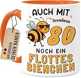 Tassenliebling® 80. Geburtstag lustige Tasse personalisiert mit Namen - Flottes Bienchen - Geschenkidee Freundin Mama Oma Kollegin - Beidseitiger Druck - 330ml Keramik