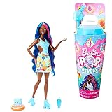 Barbie Pop Reveal Fruit - Puppe mit blauen Haaren im Fruchtpunschduft, 8 Überraschungen, duftendes Squishy-Hündchen, Farbwechsel im Haar und Make-up, für Kinder ab 3 Jahren, HNW42