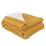 MYLUNE HOME Kuscheldecke flauschig Strickdecke, Oeko Baumwolle Grobstrick Tagesdecke Sherpa Decke, Zweiseitige Grob wolldecke warm Winter,Sofadecke Bettüberwurf Fleecedecke 180x200 Senfgelb