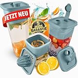 Qoona Saftkanne [3er Set] Wasserkaraffe mit Deckel - Getränkebehälter mit Sieb & Saftpresse, Kühlschrank-Getränkespender, Fruchteinsatz-Wasserkrug, Wasserkanne, Karaffe, Krug | 1L 1,5L 2 Liter blau