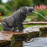 Solar Wasserspeier Hippo – Teichfigur mit Solarpumpe & Wasserspiel – Gartenfigur Gartendeko aus Polyresin sehr realistisch – Solarbrunnen für Gartenteich & Wasserlauf (Nilpferd 34x20,5x23,5 cm)