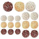 LATRAT 18 Stück Deko Kugeln Rattankugeln Dekokugeln Wicker Rattan Ball, Kugeln Hochzeit Tischdeko Party Hängedeko Aromatherapie Duft Kaninchen Vogel Papagei Kauspielzeug (Hölzern+weiß+Curry)