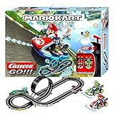 Carrera Go!!! Mario Kart™ 8 Set Rennbahn mit Mario und Luigi | 2 Slotcars inkl. 2 Handregler mit Turbo-Knopf | 4,9 m Strecke | Inkl. Looping und Rundenzähler | Dekoelemente im Mario Kart™ Design